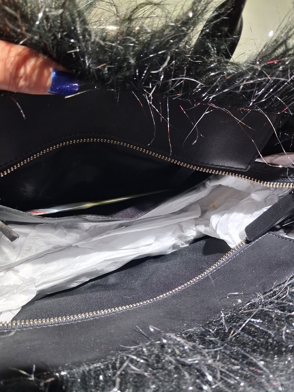 Marc Jacobs Black Shaggy Faux-Fur “Creature” Tote with Metallic Threads - Picture 4 of 7